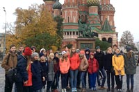Увеличить и посмотреть фото Неразрывная связь поколений