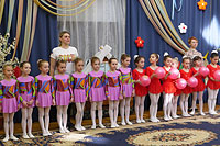 Увеличить и посмотреть фото Фестиваль дошкольников по ритмической гимнастике