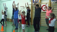 Увеличить и посмотреть фото Спортивный праздник для дошкольников и их родителей «Папа, мама, я – спортивная семья!»