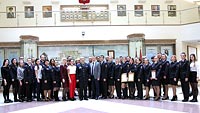 Увеличить и посмотреть фото Руководство УВД по ЗАО поздравило сотрудников кадровой службы с профессиональным праздником