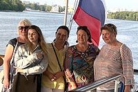 Советом депутатов муниципального округа Проспект Вернадского ко Дню медицинского работника организована теплоходная прогулка по Москве-реке
